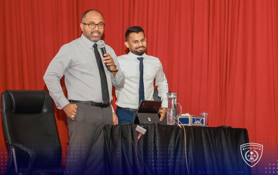 Shamman hayyaru kuree saabithu heki fenigenkan kashavaruvey: Ihusaan