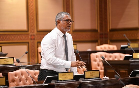 Dhunfathuge isthiumaalu kuraanama Asandha dhinumaamedhu visnanjehey kama bunefi