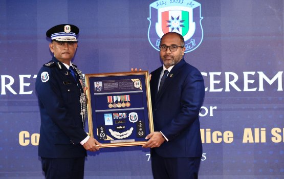 Isthiufa dhintha 12 dhuvas fahun CP Shujau  retire kuravvaifi