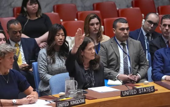 UN ge salaamathee majlis ah hushaelhi Gaza ge garaaraa dhekolhah vote dhinee America ekani