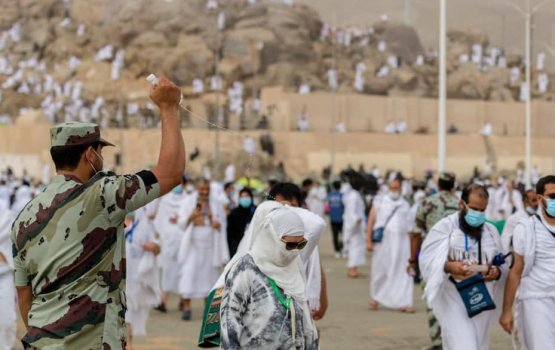 Gadha hoonugai 2 million ah vure gina hajj verin Arafat bimugai!