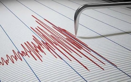 Dhekunu irumathi India kanduge sarahahdhah baarugadha bin helumeh!