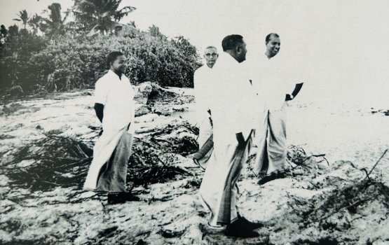 HISTORY: Gaabiliu meehnunah magaamu dhinun: Nasiru ge verikamun misaaleh