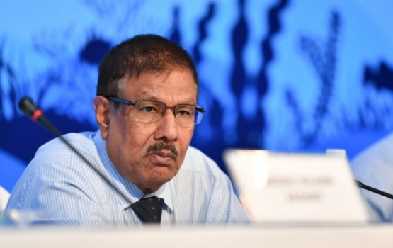 Meege fahun Universal Resort thakuge muazzafunnah service charge dheynee rufiya in