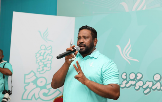Raees Muizzu ah 2 vana dhaureh dheyn mohamed ismail aadheys koffi