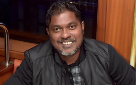 Shareeaiy nimendhen bandhu kuri K-Park Mandey dhookollaifi