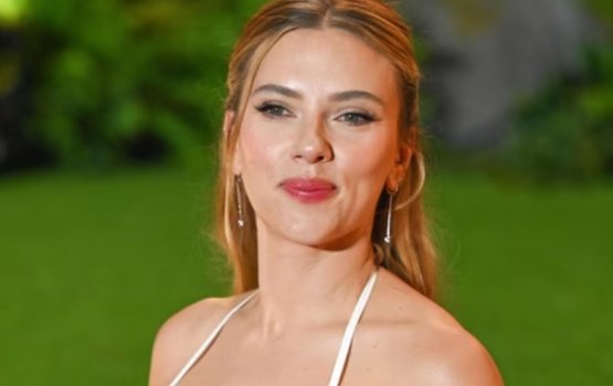 Dhuniyeyge ehvana actor akah Scarlet!