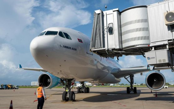 Rajjeygai furathama faharah aero bridge akaai mathindhaa boat eh gulhuvaalaa test koffi