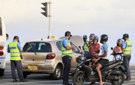 Minivan dhuvahaai gulhigen vaki sarahahdhu thakeh ga ehgamu ulhandhu dhuvvun manaa koffi