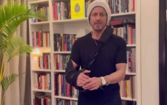 33 aharah fahu Shahrukh Khan ah furathama gaumee Award libijje