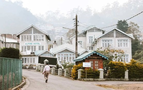 Srilanka gai dhiriulhey dhiveheennah 1 aharu ge medical visa mihaaru libeyne