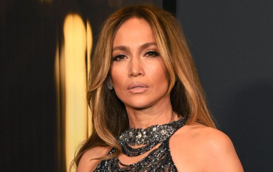 Istanbul ge fihaara akah JLo vanan ulhenikoh huttuvaifi