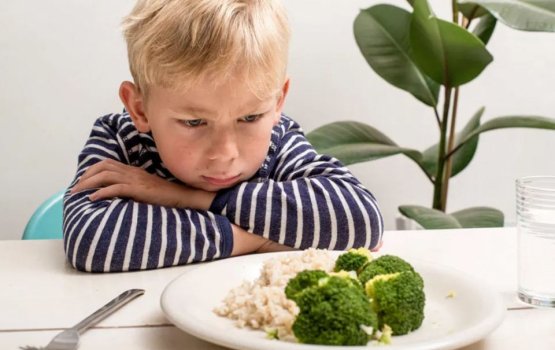 Dharifulhah kaan dheyn undhagoo vanee mihenve kamah vedhaane!