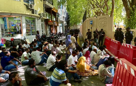Noosverinnah aniyaa kurumahfahu muzaahara roolhaalaifi