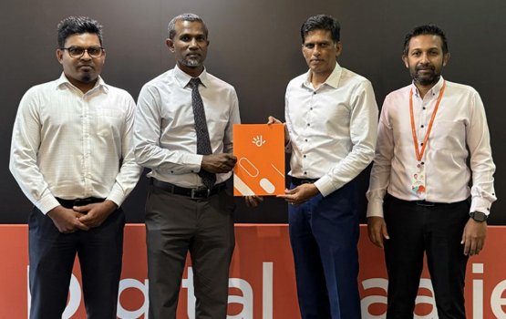 Dhivehi premier league ge main sponsor akah dhiraagu