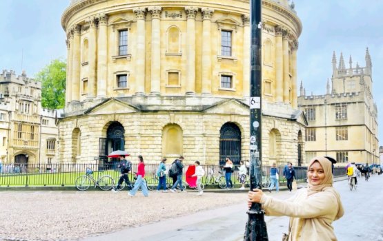 PEOPLE: Dhathi undhagoo magungos Thoo ah vadhevunee zamanee fehumuge there ah!