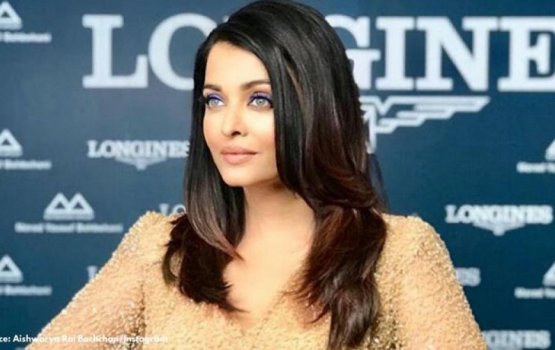 Aishwarya dhookohli baeh kaamiyaabu film thah!