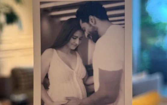 Katrina aai Vicky ah alathu dharifulhu libenee!