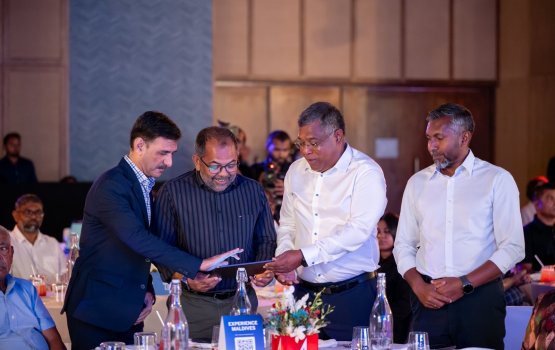 BML aai American express in campign eh fashaifi