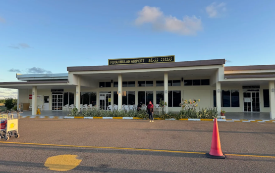 Fuvahmulak airport muvazzafunnah hamalaadhin bayaku hayyaru koffi