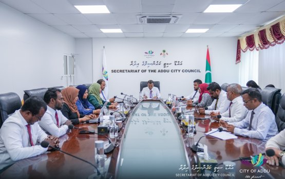 Hulhudhoo aai Meedhoo eh councilakah onnan feneytho oiy suvaalu unikoffi