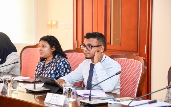 Muvahzafun ge musaarathah ehfaharaa bodu nukuran MMA in lafaa dheefi