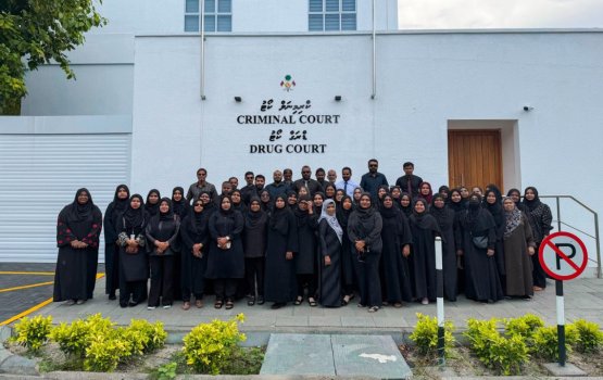 Musaara bodu nuvaathee, sharuee dhaairaa ge muvazzafun kalhu hedhumugai himeyn ihthihaaj eh!