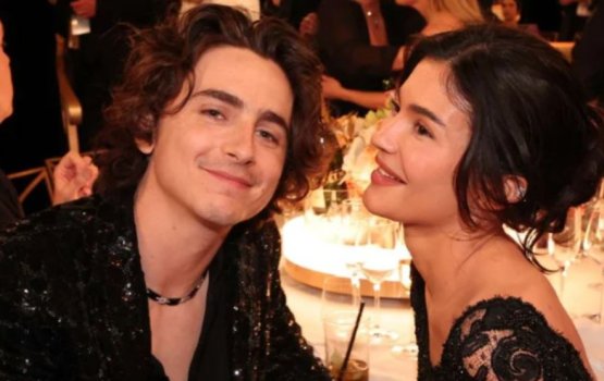 Timothee aai Kylie ge gulhumugai harukashi gavaaidhu thakeh!