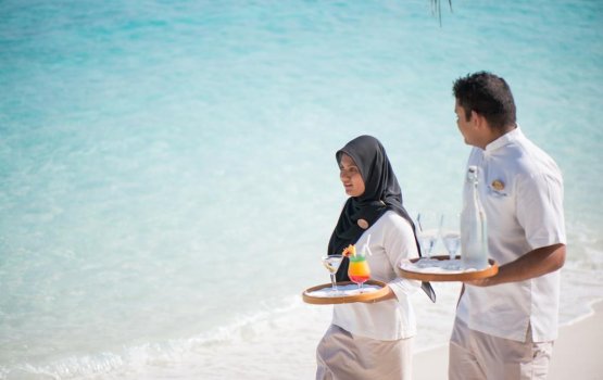 Service charge ge gothugai libey dollar dhivehi rufiya ah maarukurun manaakuran islaaheh 