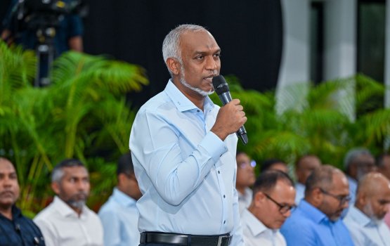 3.984 rf gai huri hiya flat ge kuli kudakohdheyn edhijje