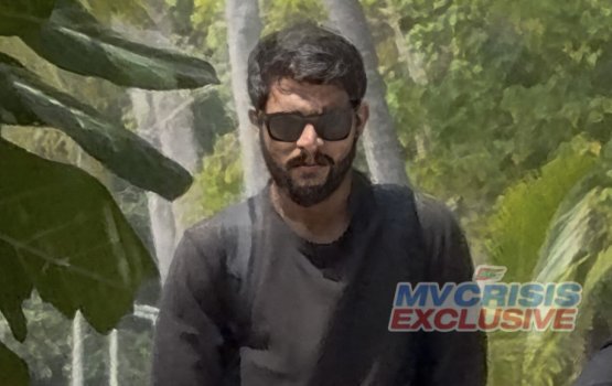 Vandhoo ah masthuvaathakethi gendhiya fuluhaku hayyaru koffi