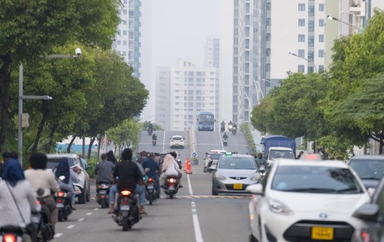 Raajje sarahadhu ge vai madu madun saafuve, dhuru fenna minvaru ithuru vejje