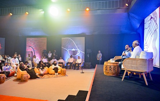 Vazeefaa adhaakuraa resort aa kairin zuvaanunnah boahiyavahikan dheyn ninmaifi