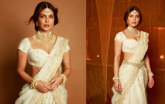 Priyanka bollywood dhookohlan ninmee mihenve!