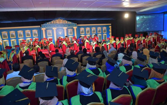 Huhdha nudhey collage thakeh ge course thaeh hingaathee avid collage ah fiyavalhu alhaifi