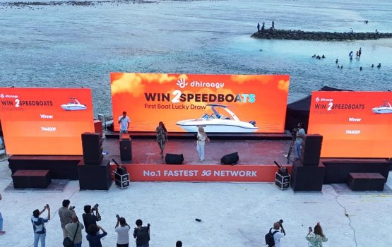 Dhiraagu ge speedboat promotion ge furathama naseebuveriya hovaifi