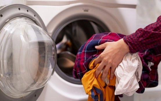 Annaunu gina dhuvahu beynun kuran faseyha gotheh!