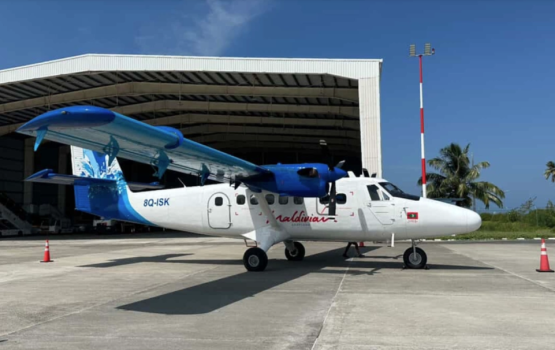 Maldivian ge kudhi mathindhaa boat thakun dhekunu ge 4 atholhu gulhaalanee