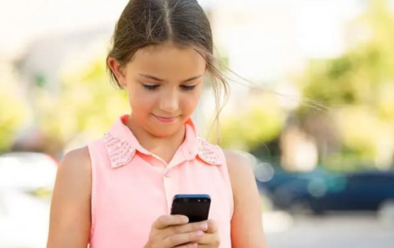 Dharinnah amilla phone eh dhinumuge kurin visnan jehey dhethin kameh!