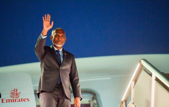 Bangladesh ge aa sarukaaru huvaakurumuge rasmiyyaathah raees Muzzu furavadaigenfi