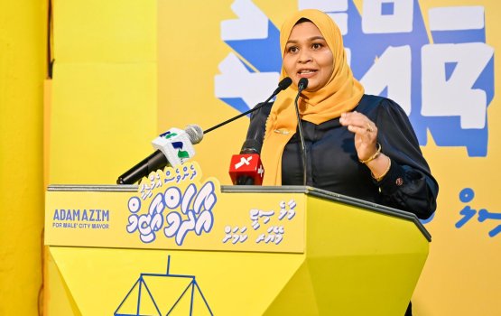 Hulhumale uthuru ge rayyithun edhenee HDC ge alhuvethikamun minivan vaumah: Zaya