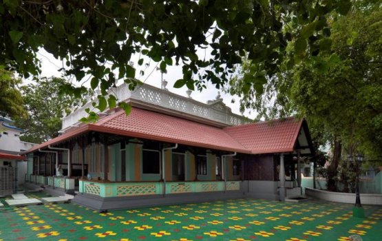 Bandaara miskih huri thanugai zamaanee bodu miskitheh alhan nimmaifi