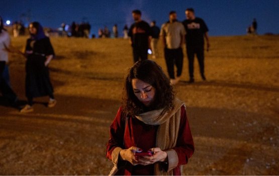 Iran hanguraama ah 8 dhuvas; Mulhi gaumun internet kendifai onnathaa 7 dhuvas