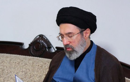 America aai eku evves mashavara eh nukuran Iran ge roohi leader angavaifi