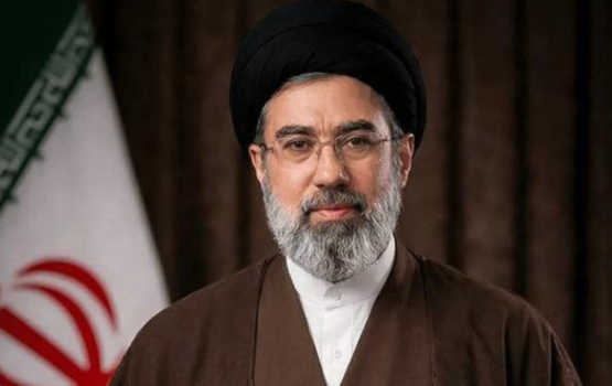 Avahteri gaumuthakugai huri America ge base thah bandhu kuran Khamenei govaalavvaifi