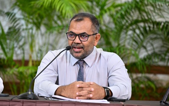 Theluge haradhu hamajassan Raajjey in 100 million dollar ge loan eh naganee