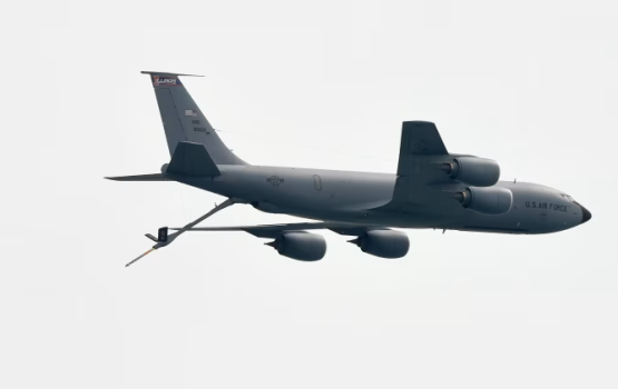 Saudi airbase ah dhin hamalaagai America ge 5 boat ah gellunvi