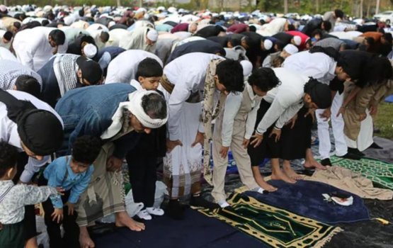 Dhuniyeyge eki kankolhu thakun Eid ge thafaathu sagaafai thakah nazareh!