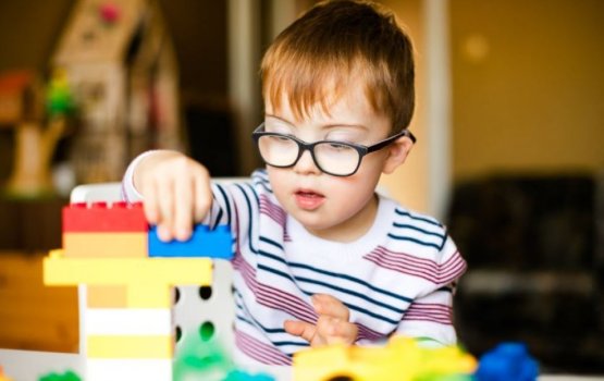 Dharinge faraathum mikankan faahaga vaanama faruvaa kuda nukuraathi!