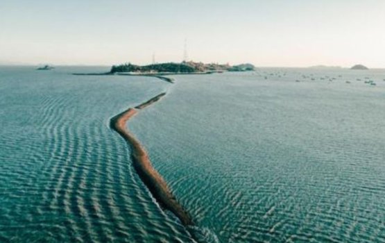 Fun kan'duge medhun saafu dhigu mageh gudhurathuge ajaaibakah!